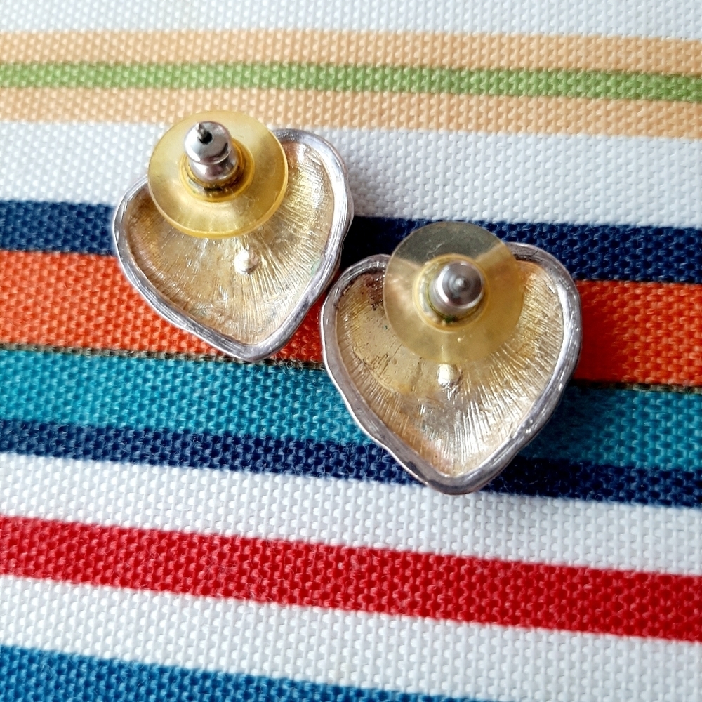SILVER TONED HEART EARRINGS - Picture 5 of 5